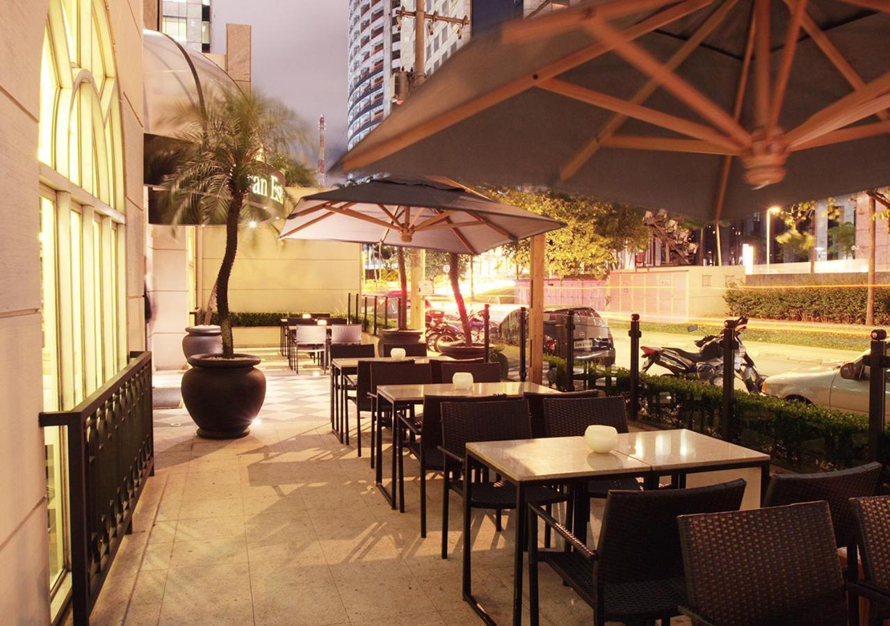 Gran Estanplaza Berrini Hotel São Paulo Buitenkant foto The outdoor patio at the restaurant