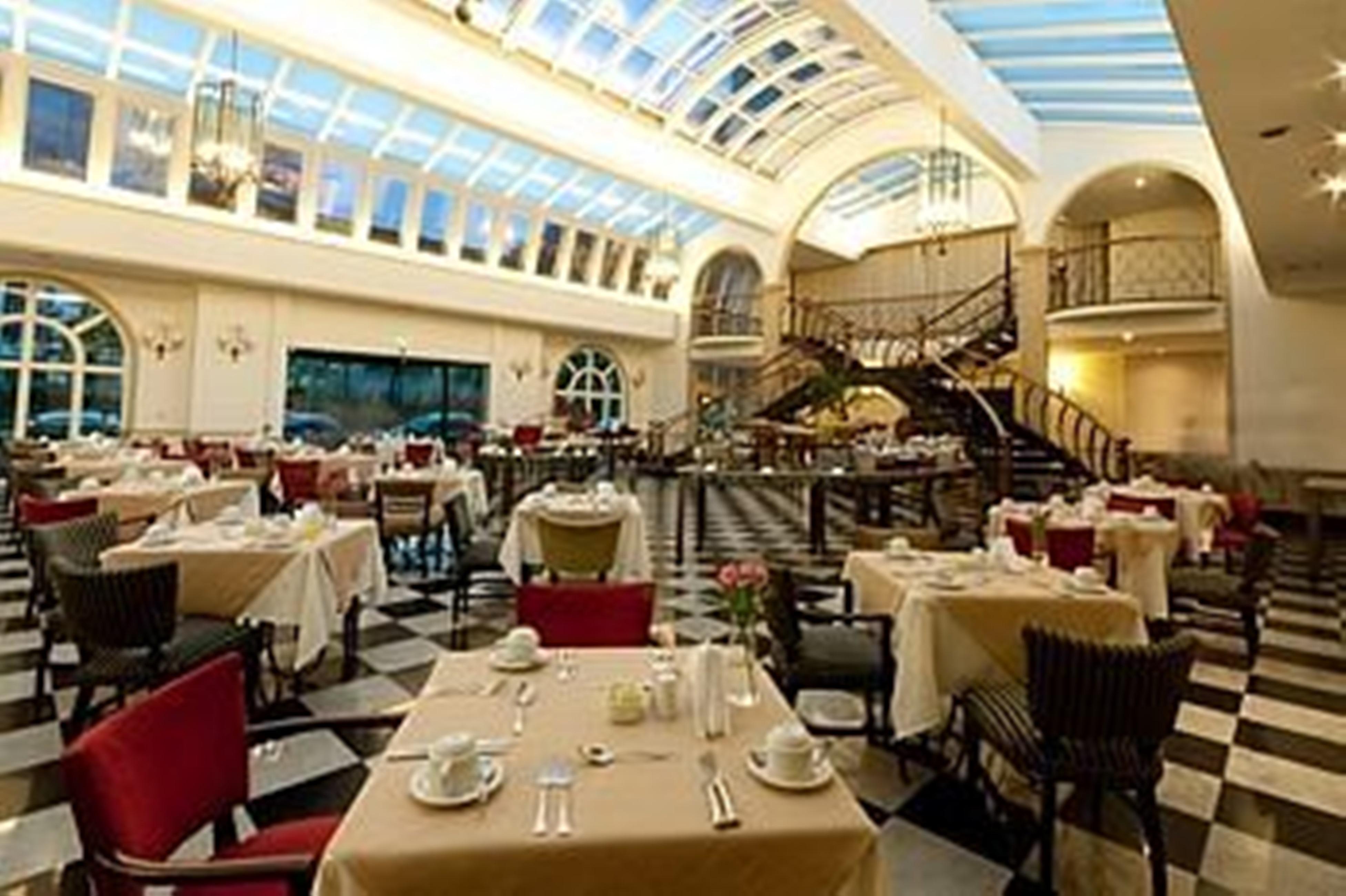 Gran Estanplaza Berrini Hotel São Paulo Buitenkant foto The restaurant's interior