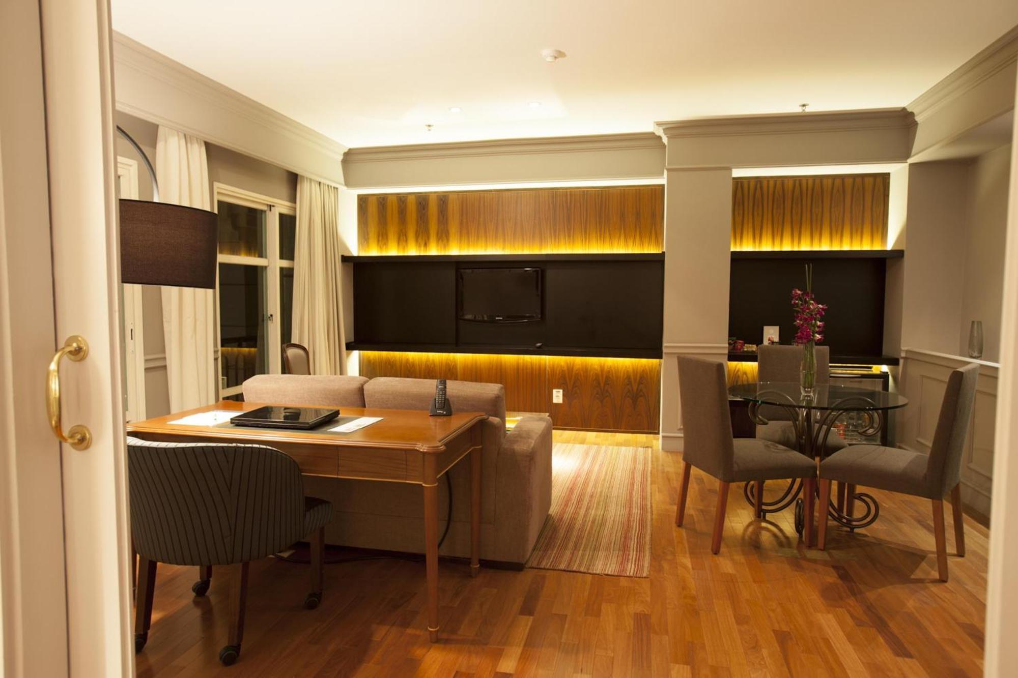 Gran Estanplaza Berrini Hotel São Paulo Kamer foto A living room in a typical apartment