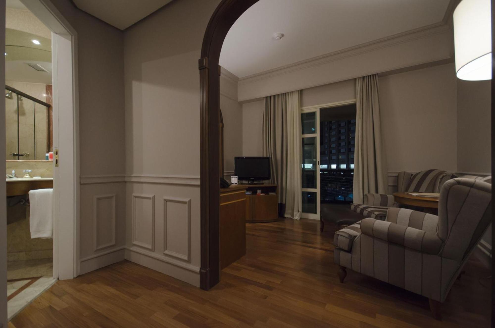 Gran Estanplaza Berrini Hotel São Paulo Kamer foto A suite at the hotel