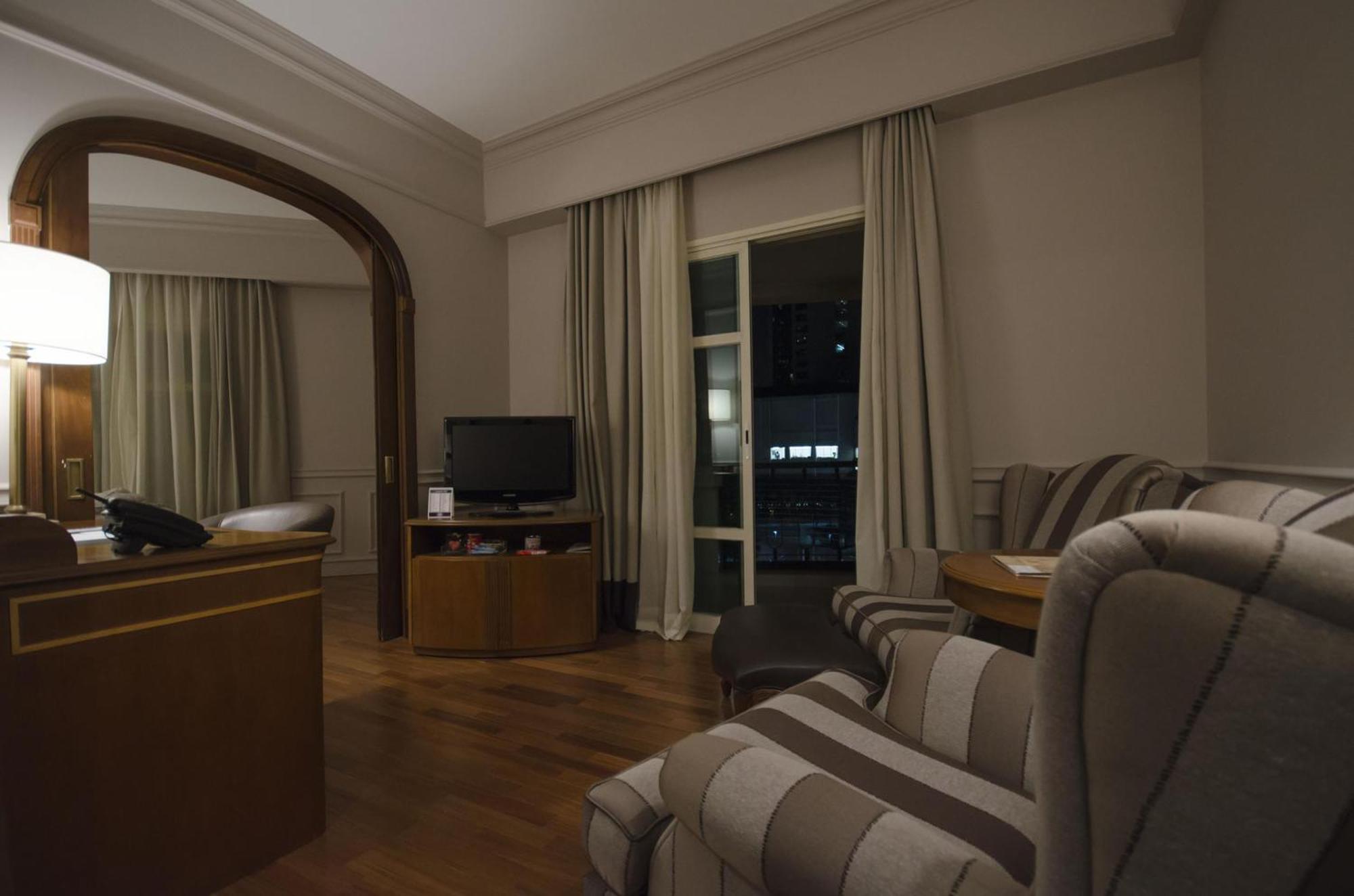 Gran Estanplaza Berrini Hotel São Paulo Kamer foto A suite at the hotel